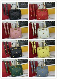 Picture of Valentino Lady Handbags _SKUfw101865818fw